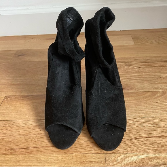 Peep toe suede bootie - Picture 2 of 2